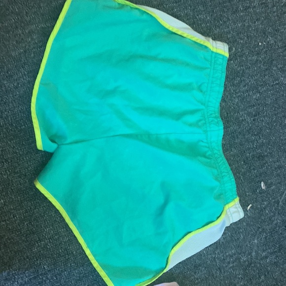 shorts - Picture 2 of 3